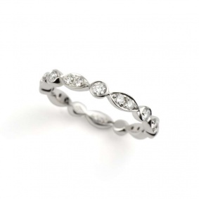18k White Gold Round Brilliant Cut Diamond Full Eternity Ring